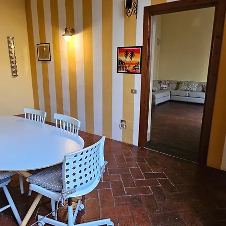 Apartamento Magnolfi Superior Prato (Prato)